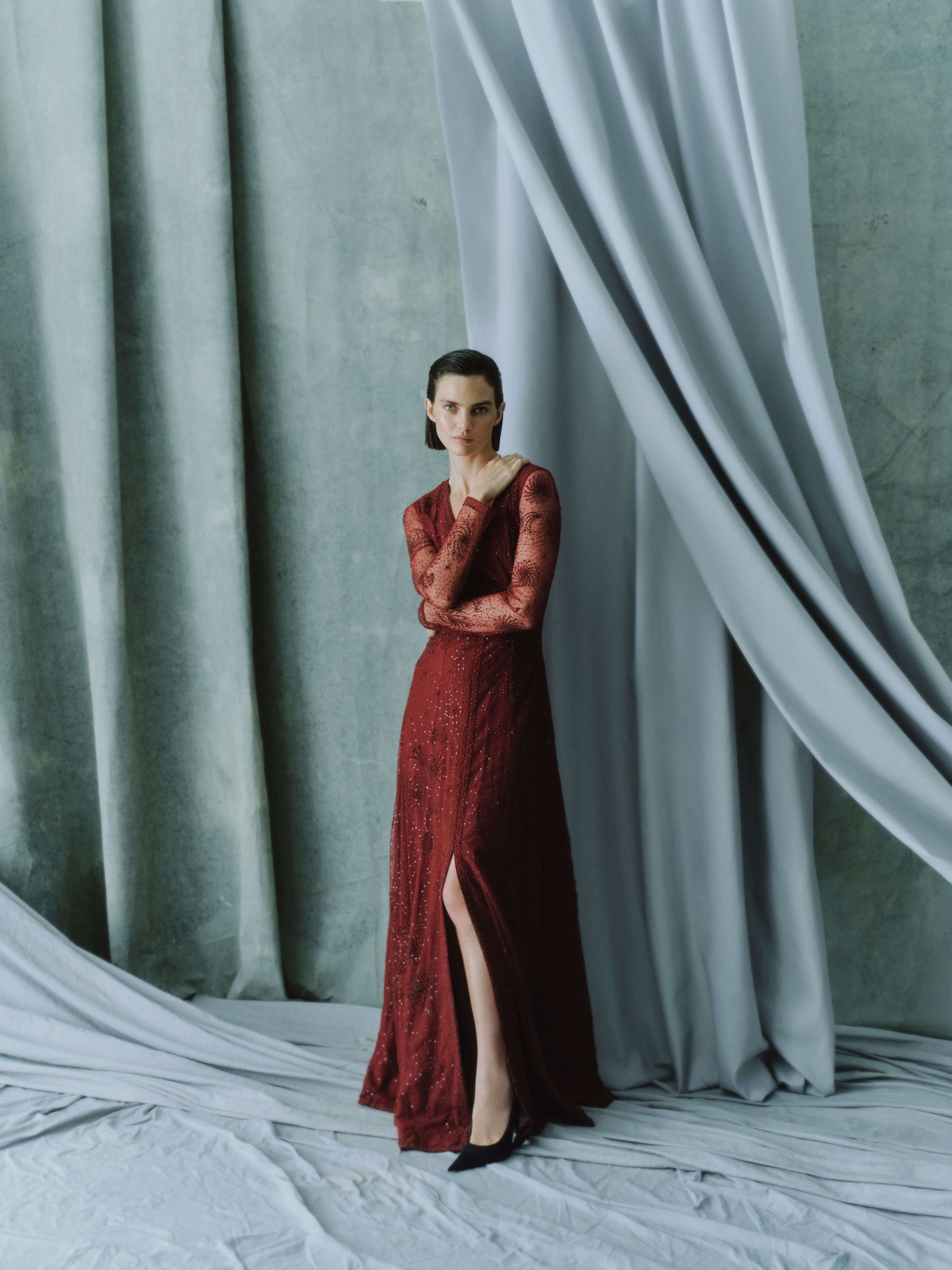 Astrid Burgundy
