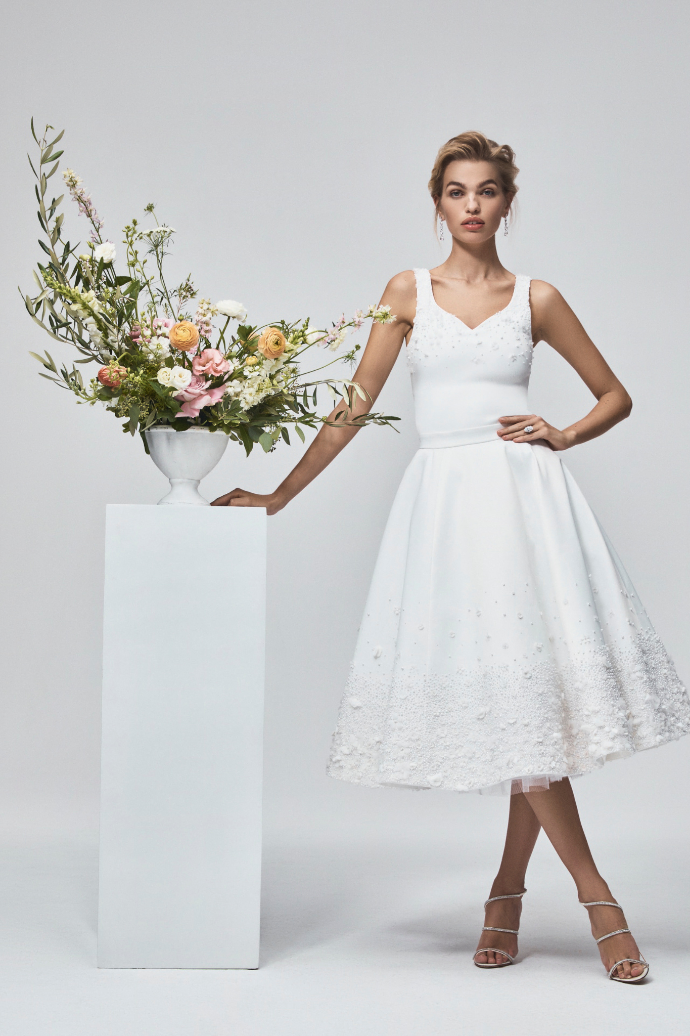 From Day to Night: Versatile Looks with the Tara Skirt
